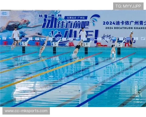 游泳馆加强青少年课程的分级教学与进阶体系建设，青少年游泳培训班收费价格