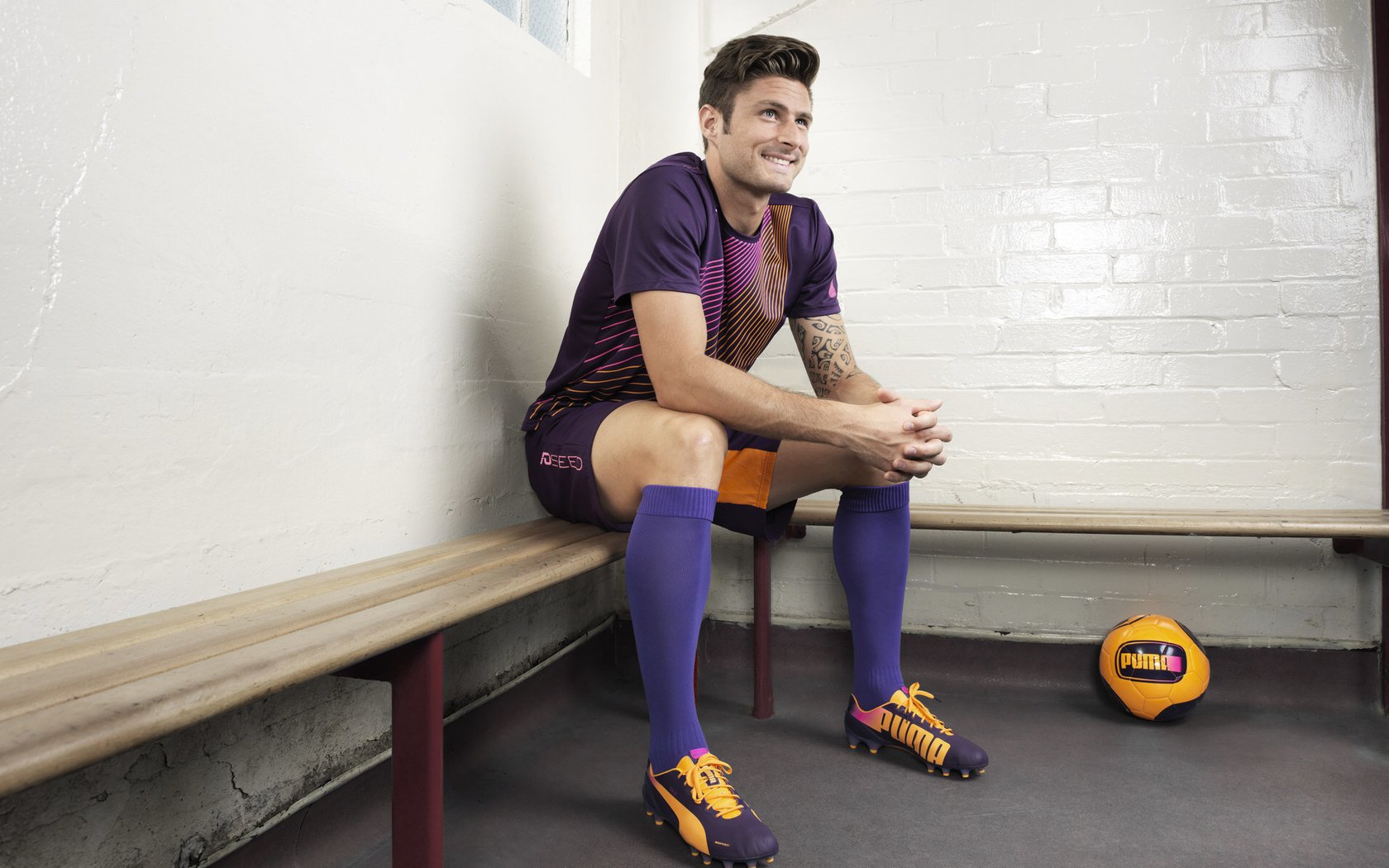 mk体育-英超密集赛程中高压恢复疗法对球员体能恢复的影响